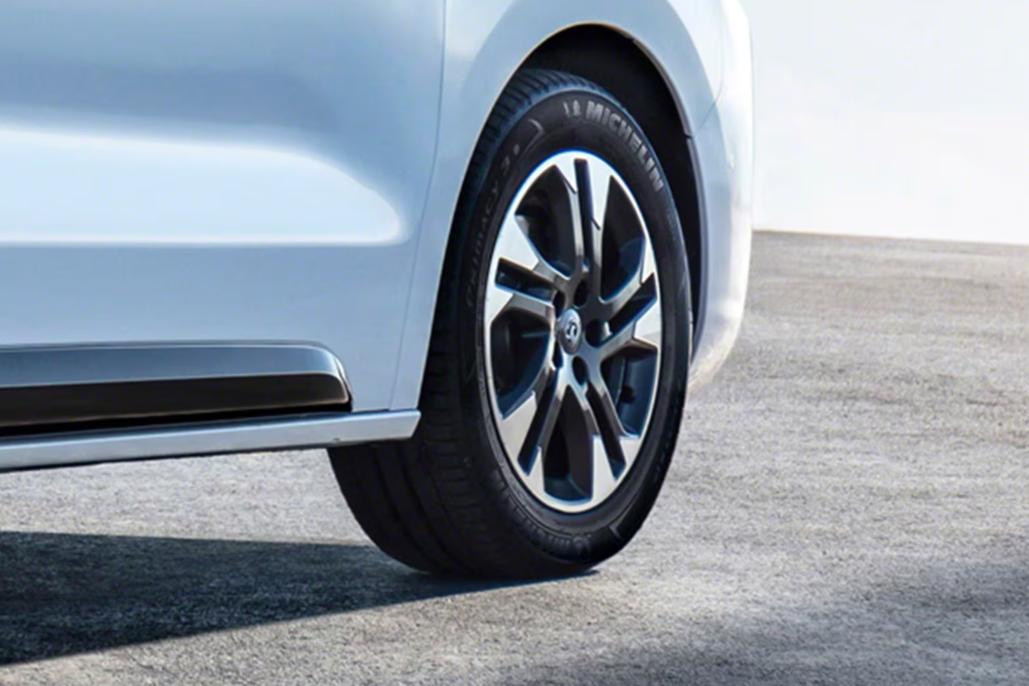 New Vivaro Life Electric