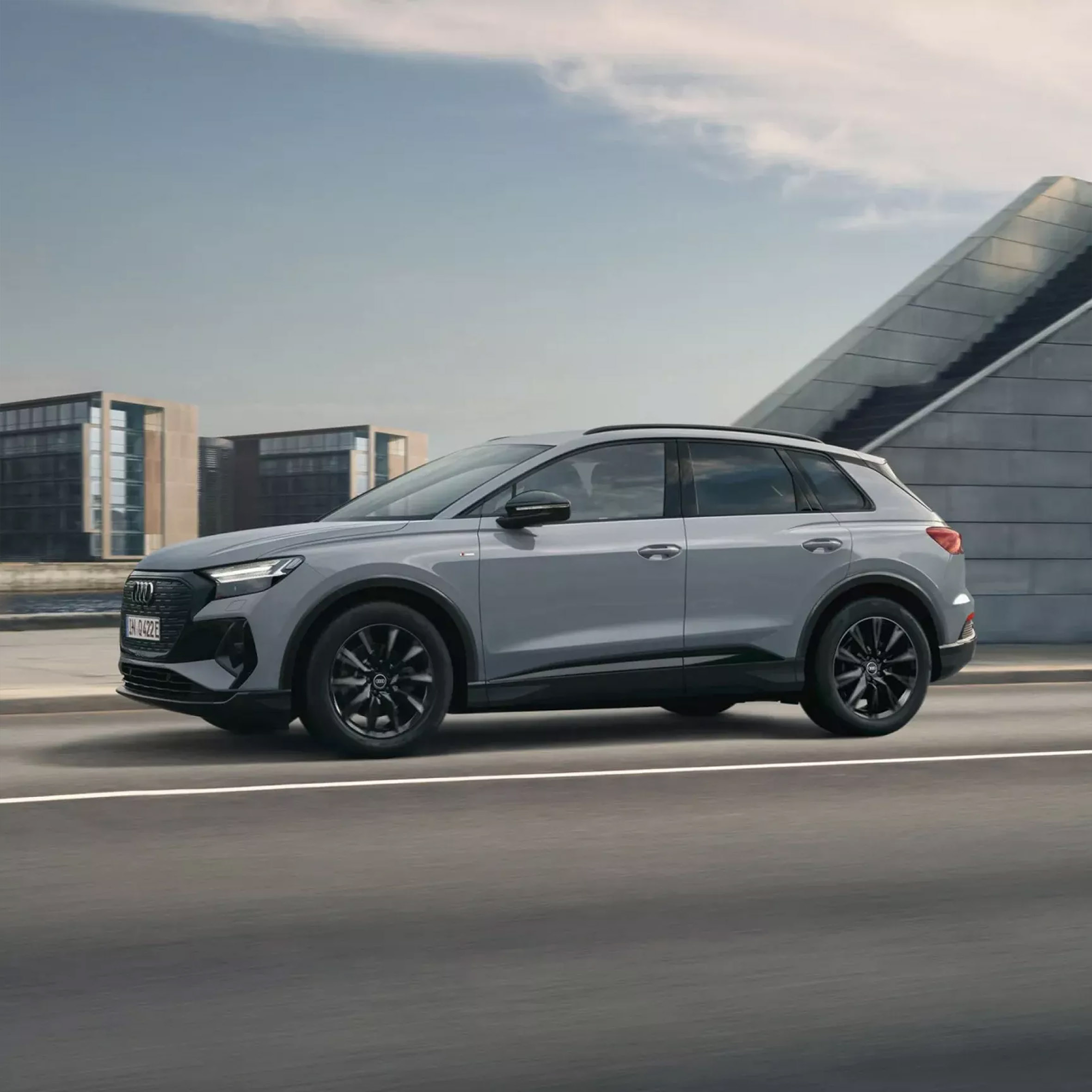 Audi Q4 e-tron Driving