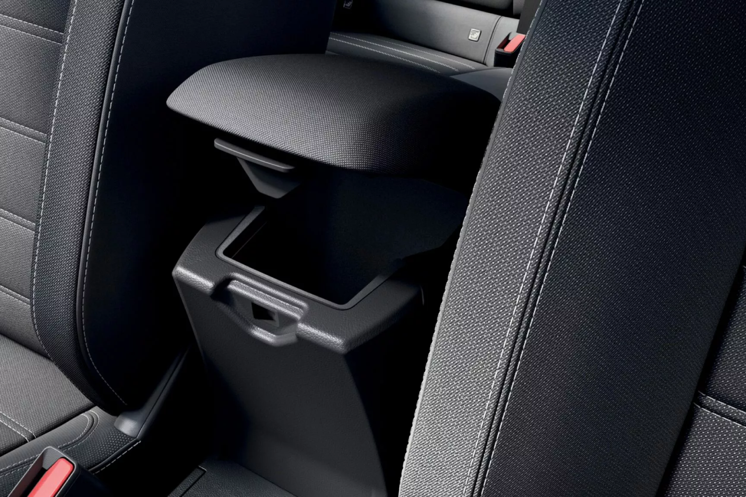 Dacia Sandero Centre Storage
