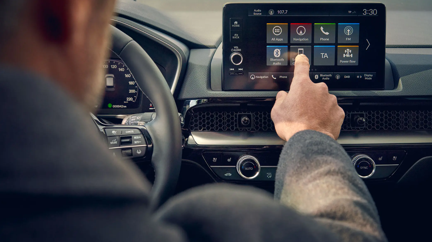 New CR-V Hybrid Infotainment System