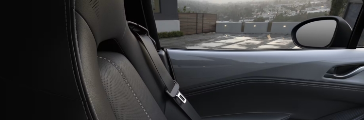 Mazda MX-5 seats