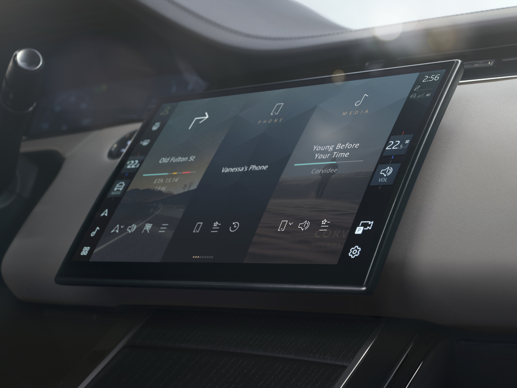 Range Rover Evoque Infotainment System