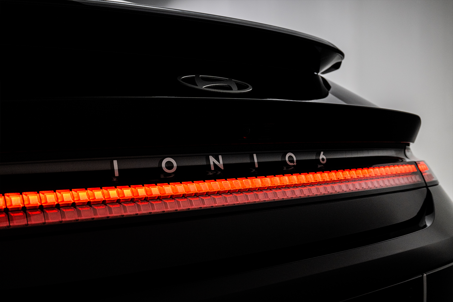 IONIQ 6