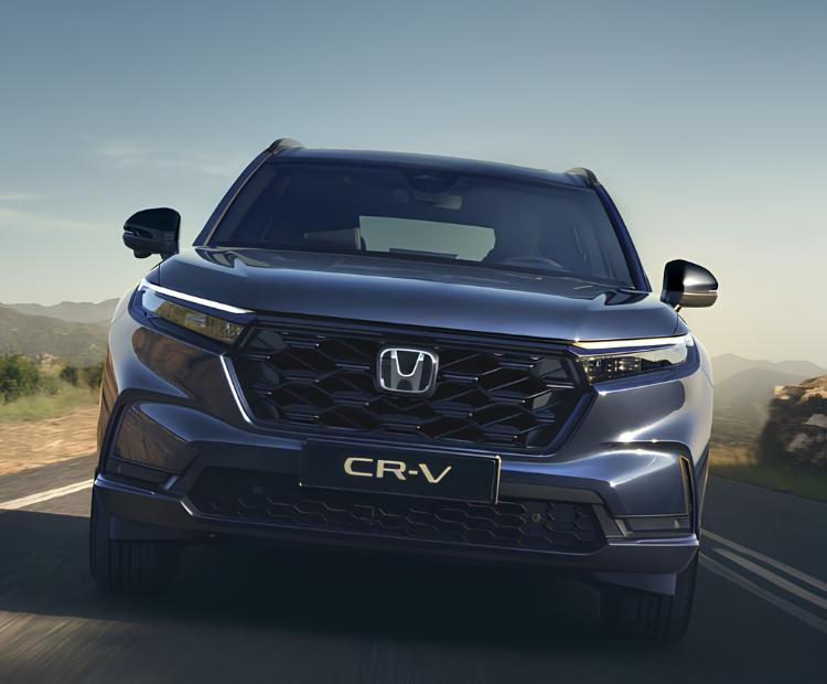 The Honda CR-V Plug-in Hybrid gallery image 2