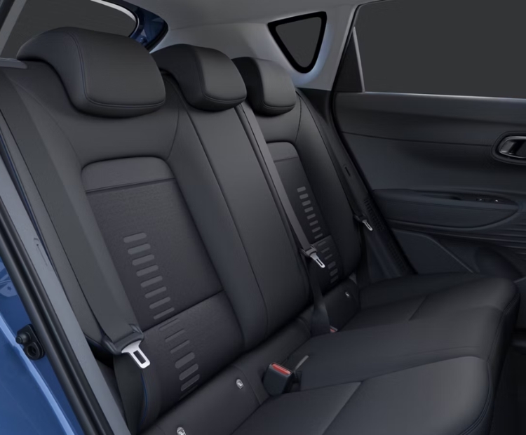 The Hyundai BAYON gallery image 6