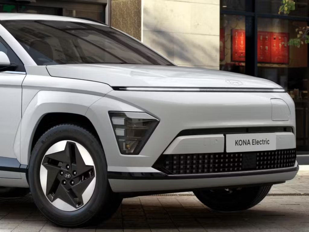 Hyundai Kona white electric number plate