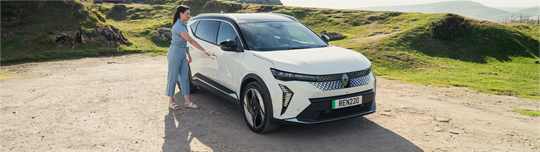 Renault Scenic E-Tech 100% electric crowned “New Car of the Year” at the Motor Trader Industry Awards 2024