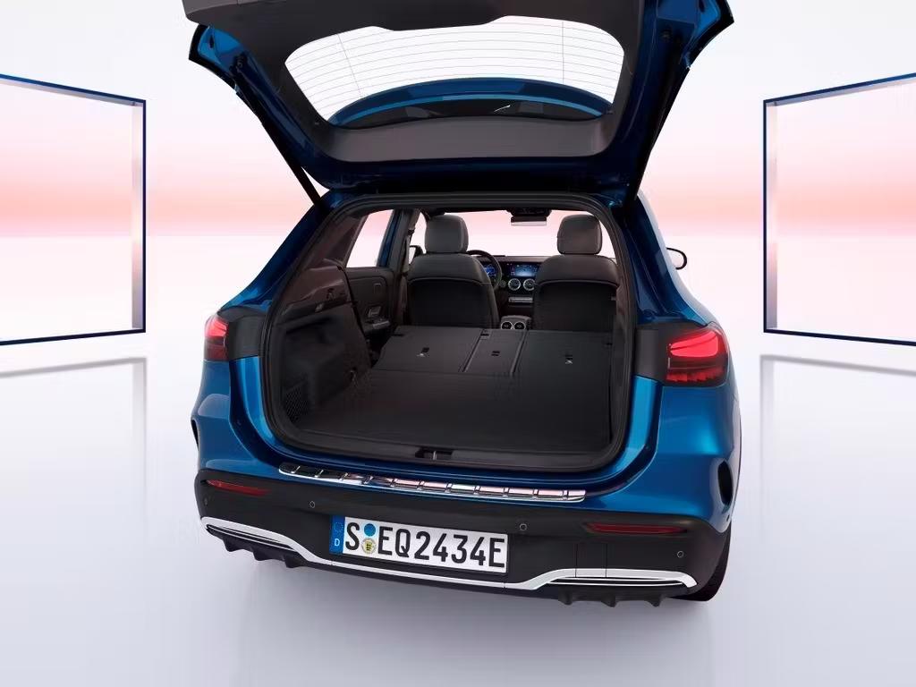 Mercedes-Benz EQA Boot Space