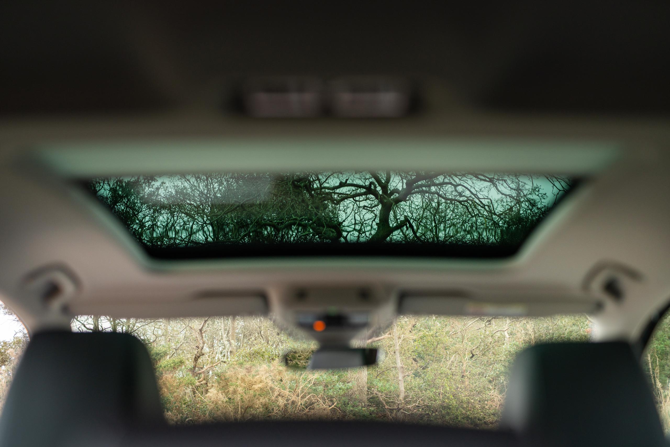 SKODA Enyaq Panoramic Roof