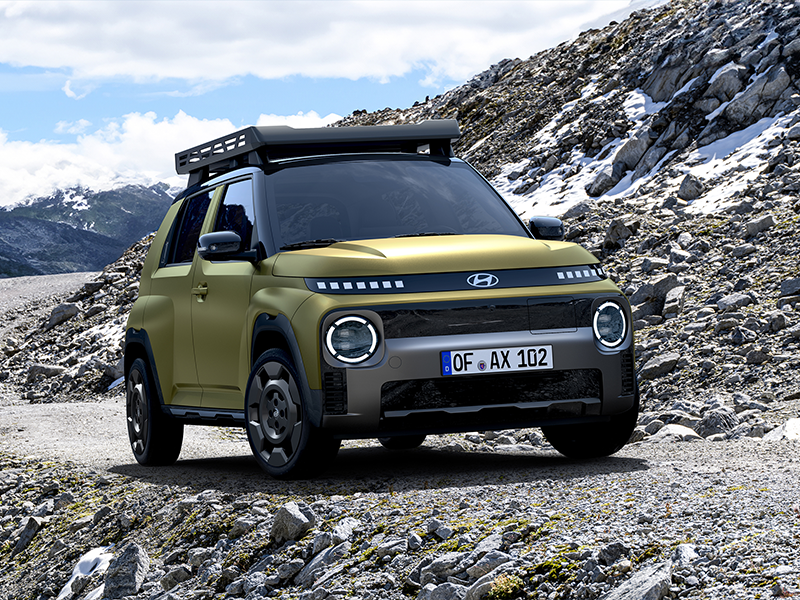Hyundai unveils INSTER Cross: a versatile electric city car wrapped in an outdoor-focused design
