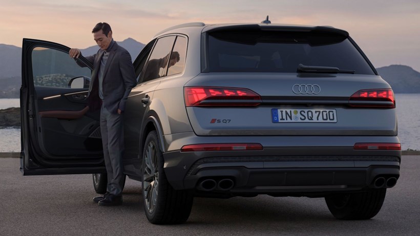 Audi SQ7 SUV