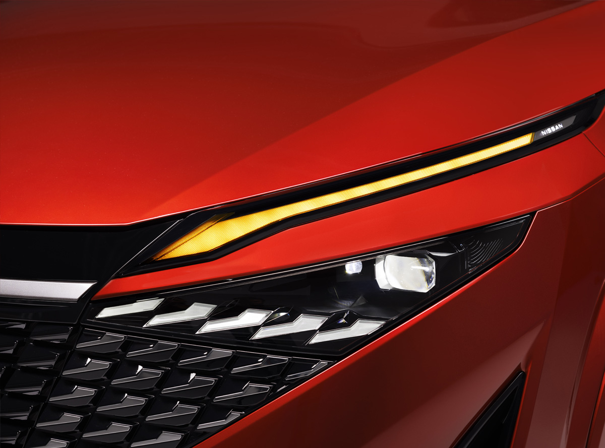New Nissan Qashqai headlight
