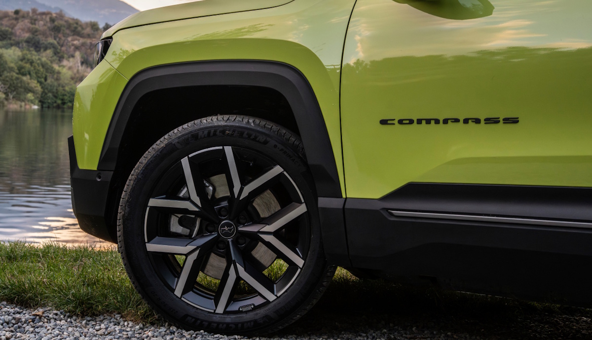 New Jeep Compass e-Hybrid Plug-in