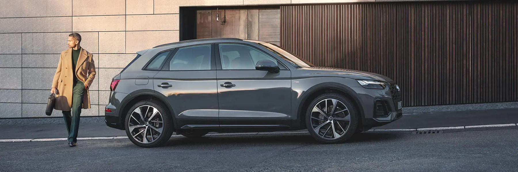 Audi Q5 In Depth Guide Cost Price Compared Towing Lots More