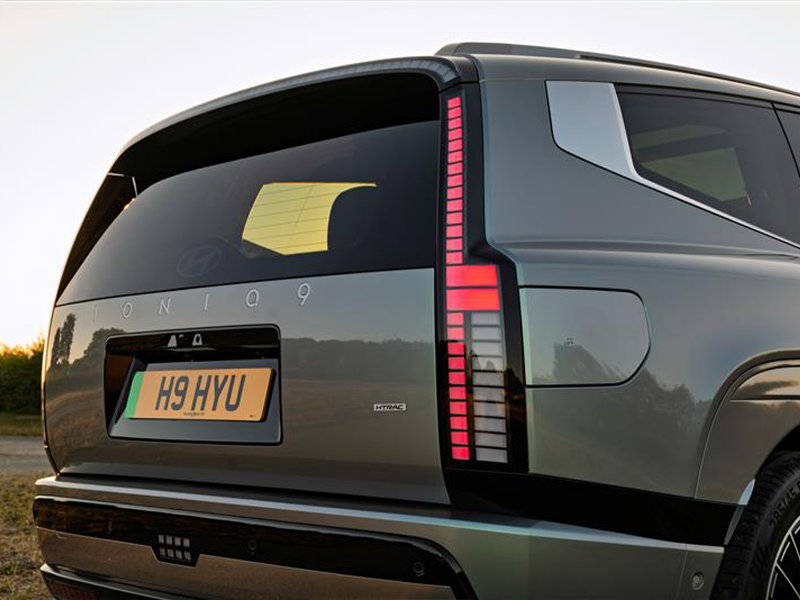 Rear end of the All-New Hyundai IONIQ 9