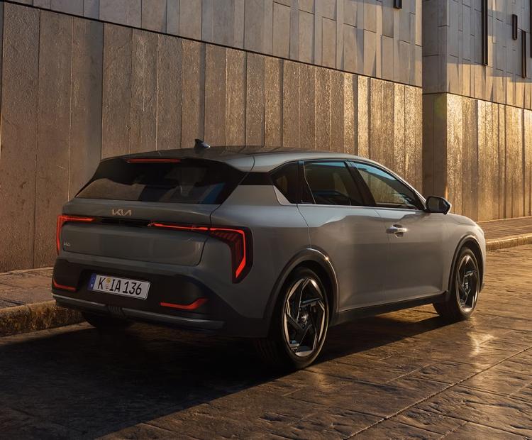 The Kia K4 gallery image 3