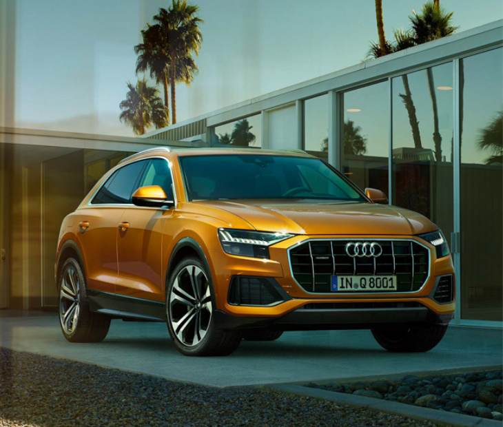 Orange Audi q8