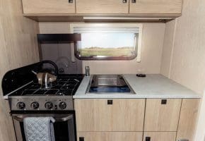 Auto-Trail Expedition