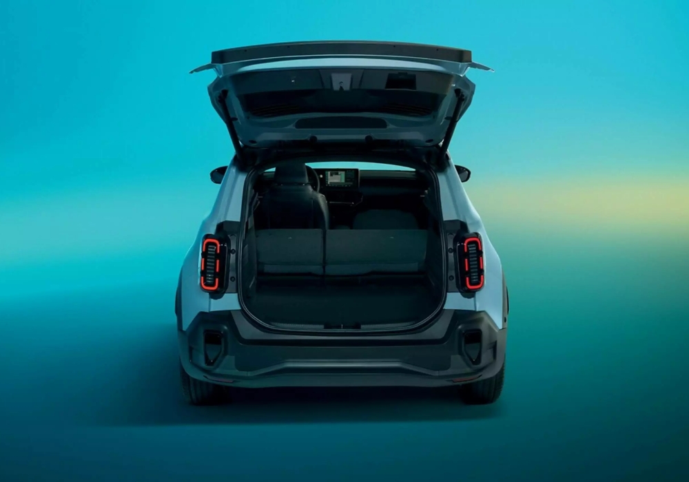Close up of the spacious boot space of Renault 4. 