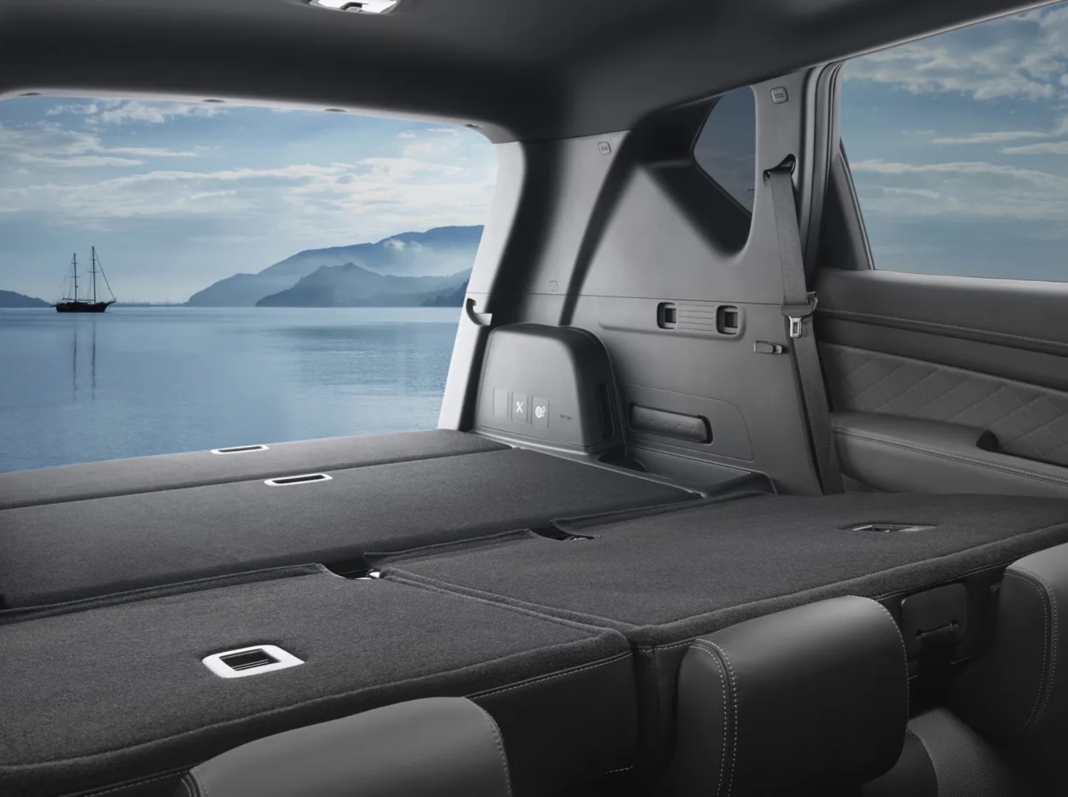 KGM Rexton Boot Space