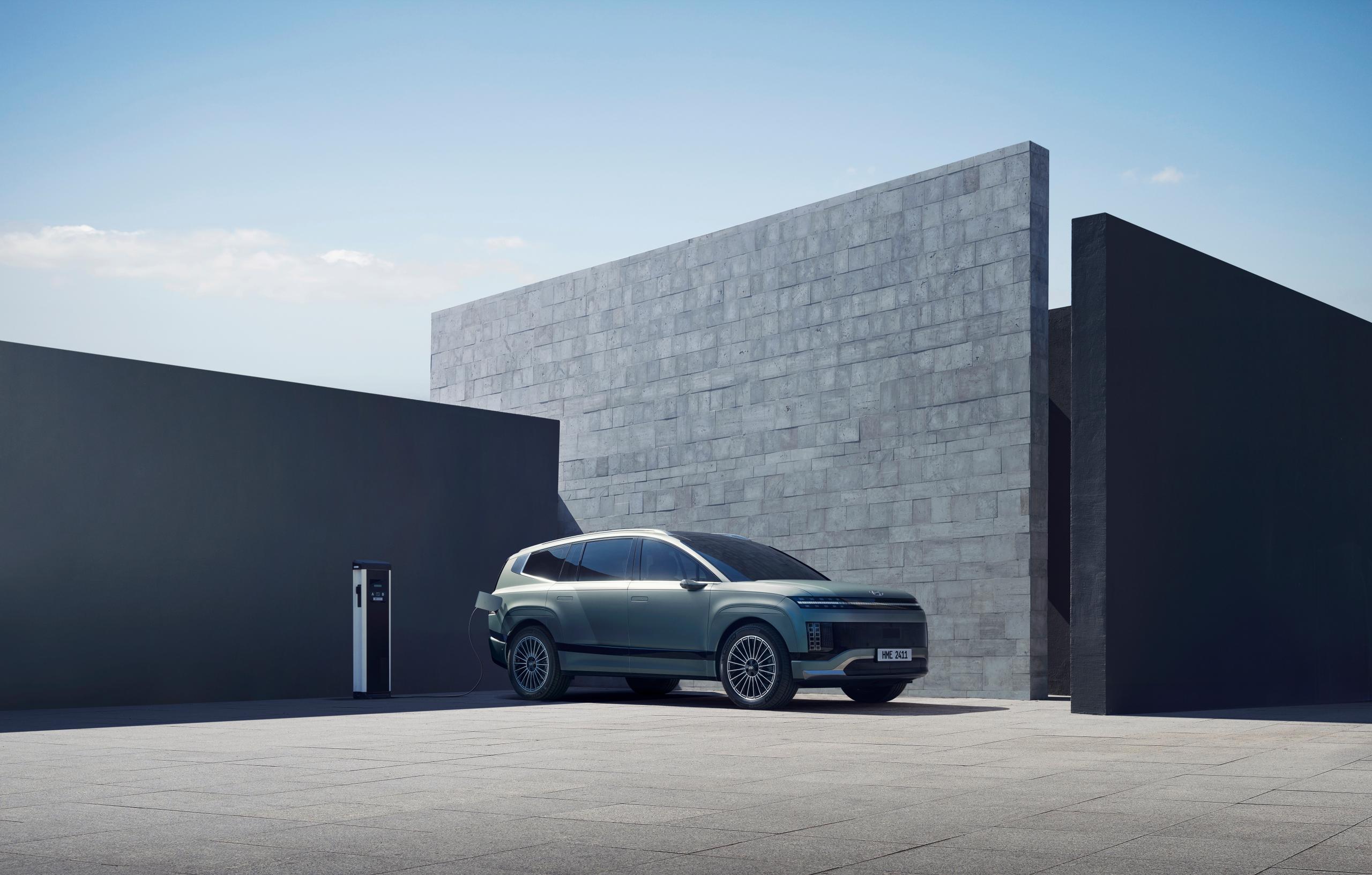 IONIQ 9