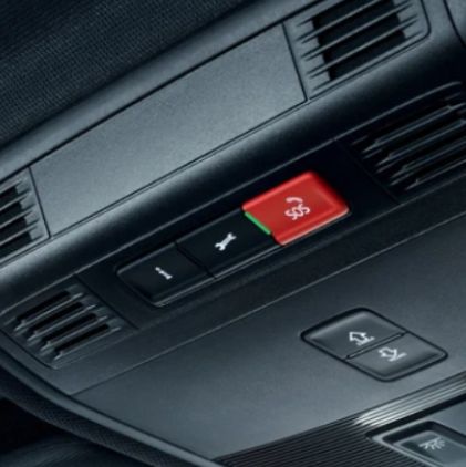 Skoda Scala Emergency e-call Button