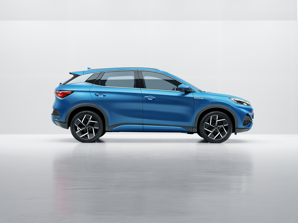 Blue BYD Atto 3 Side View