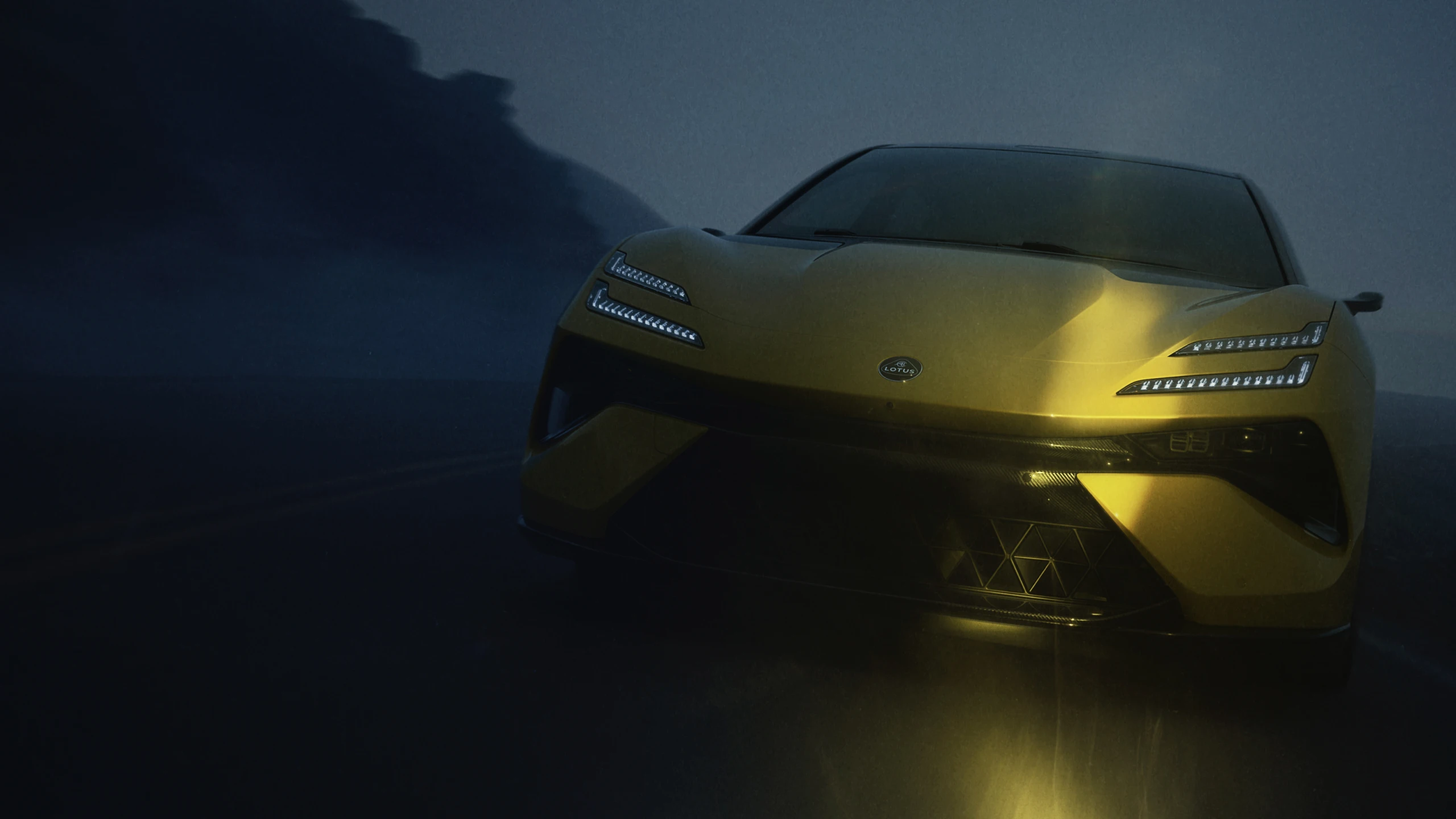 Lotus Emeya Bonnet
