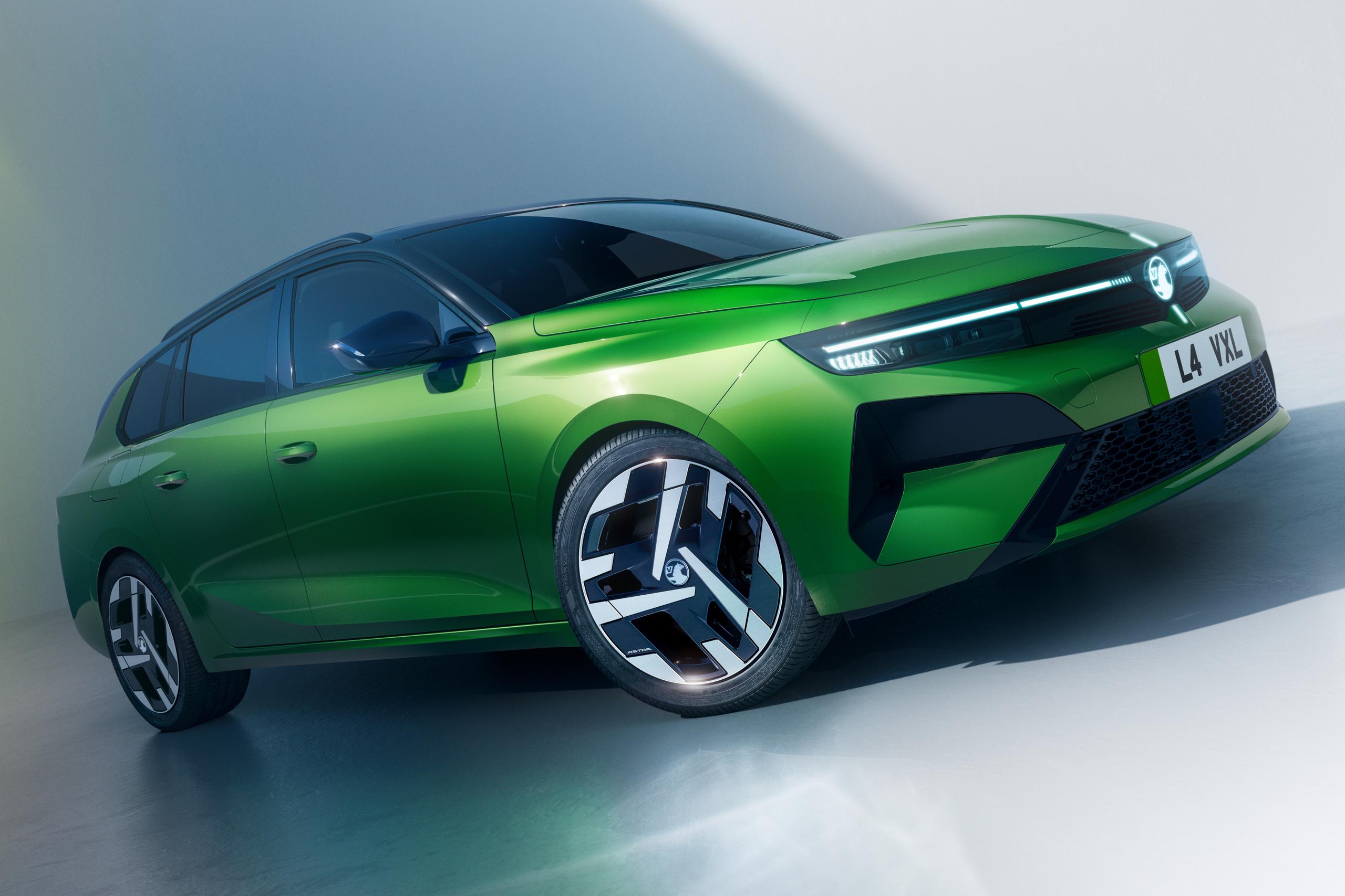 NEW Astra Sports Tourer