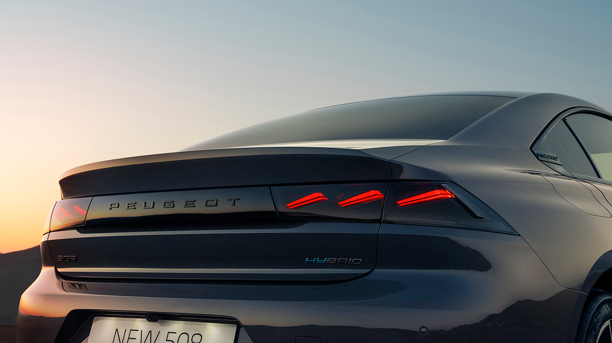 Peugeot 508 rear boot