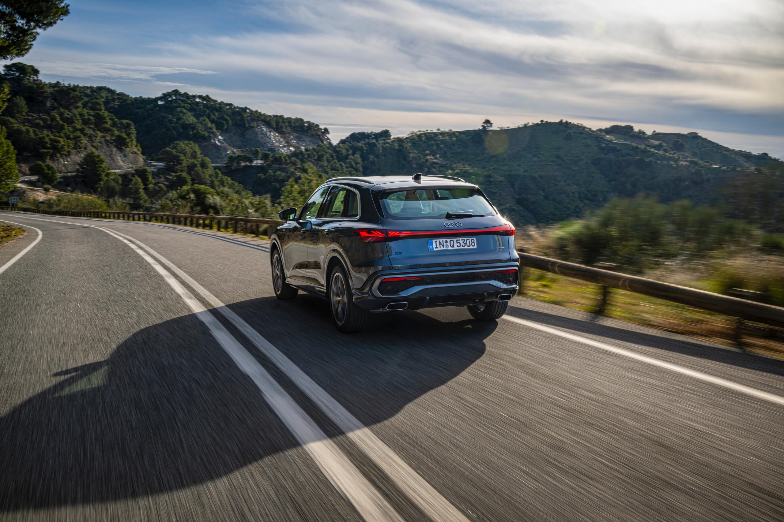 Audi Q5 SUV Rear Side View