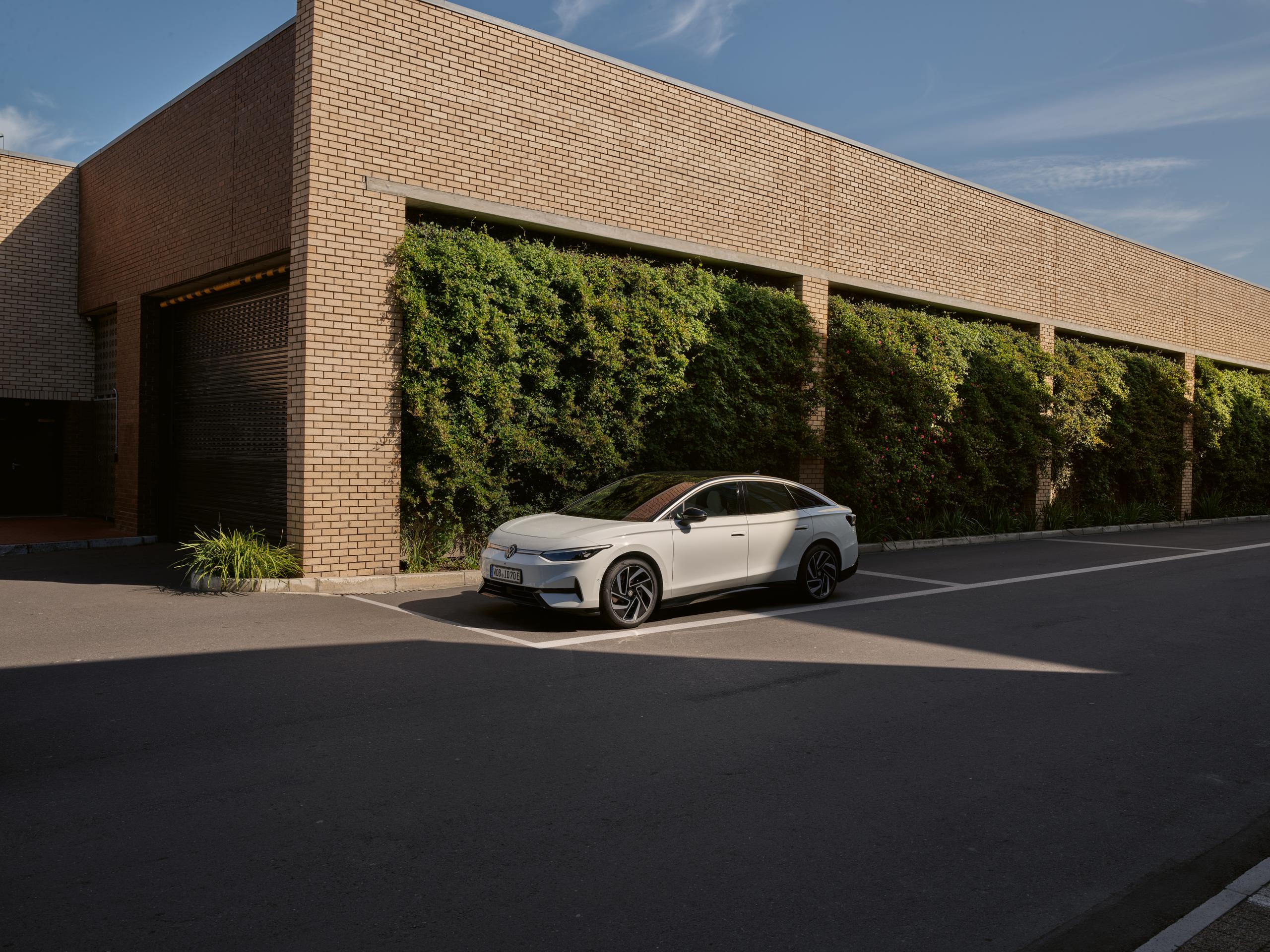 White Volkswagen ID.7 Exterior