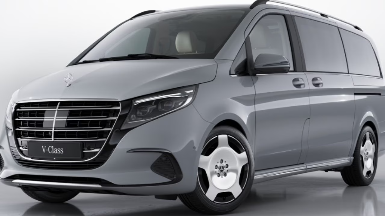Mercedes V-Class In Grey