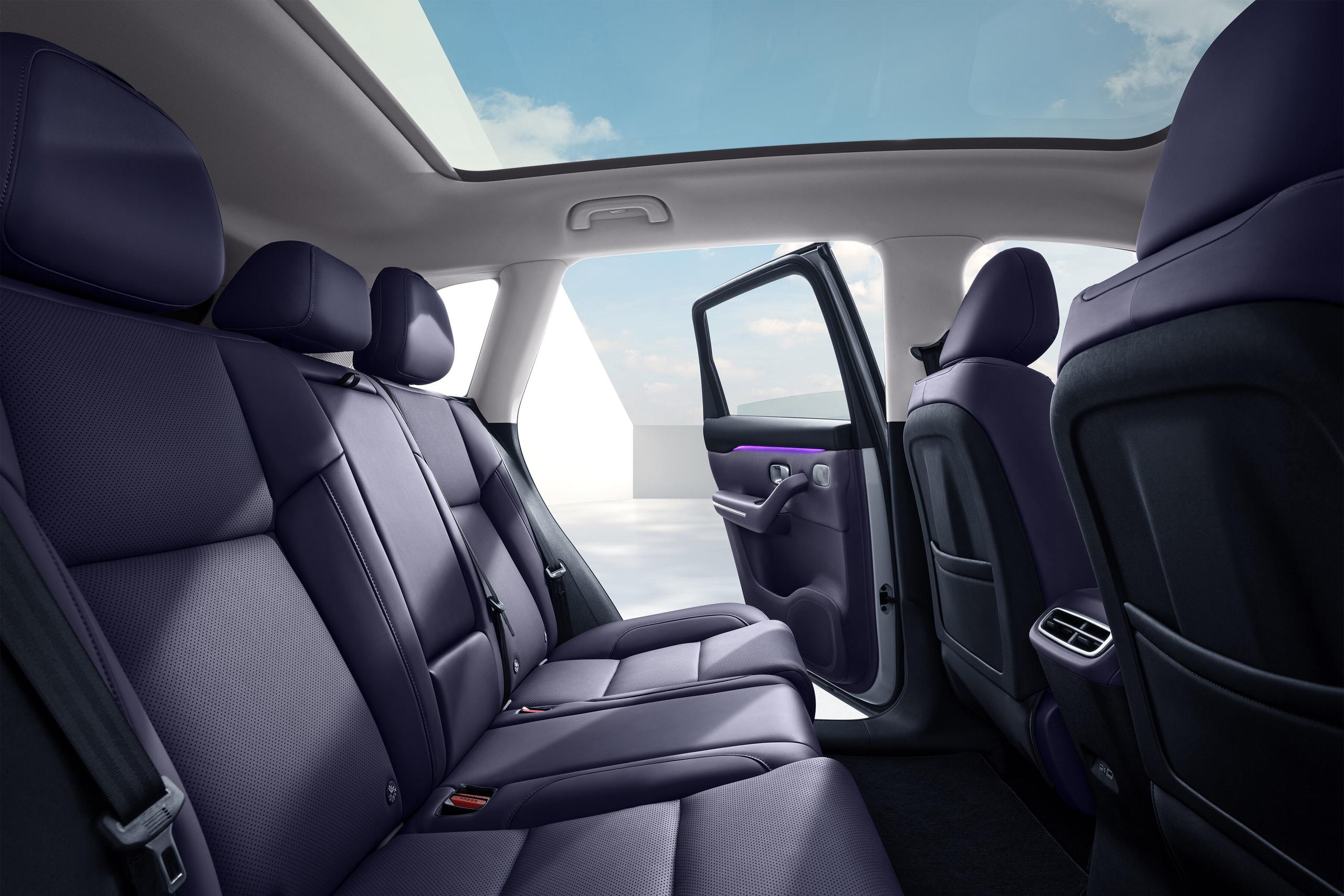 NEW C10 Hybrid EV - £357 a month