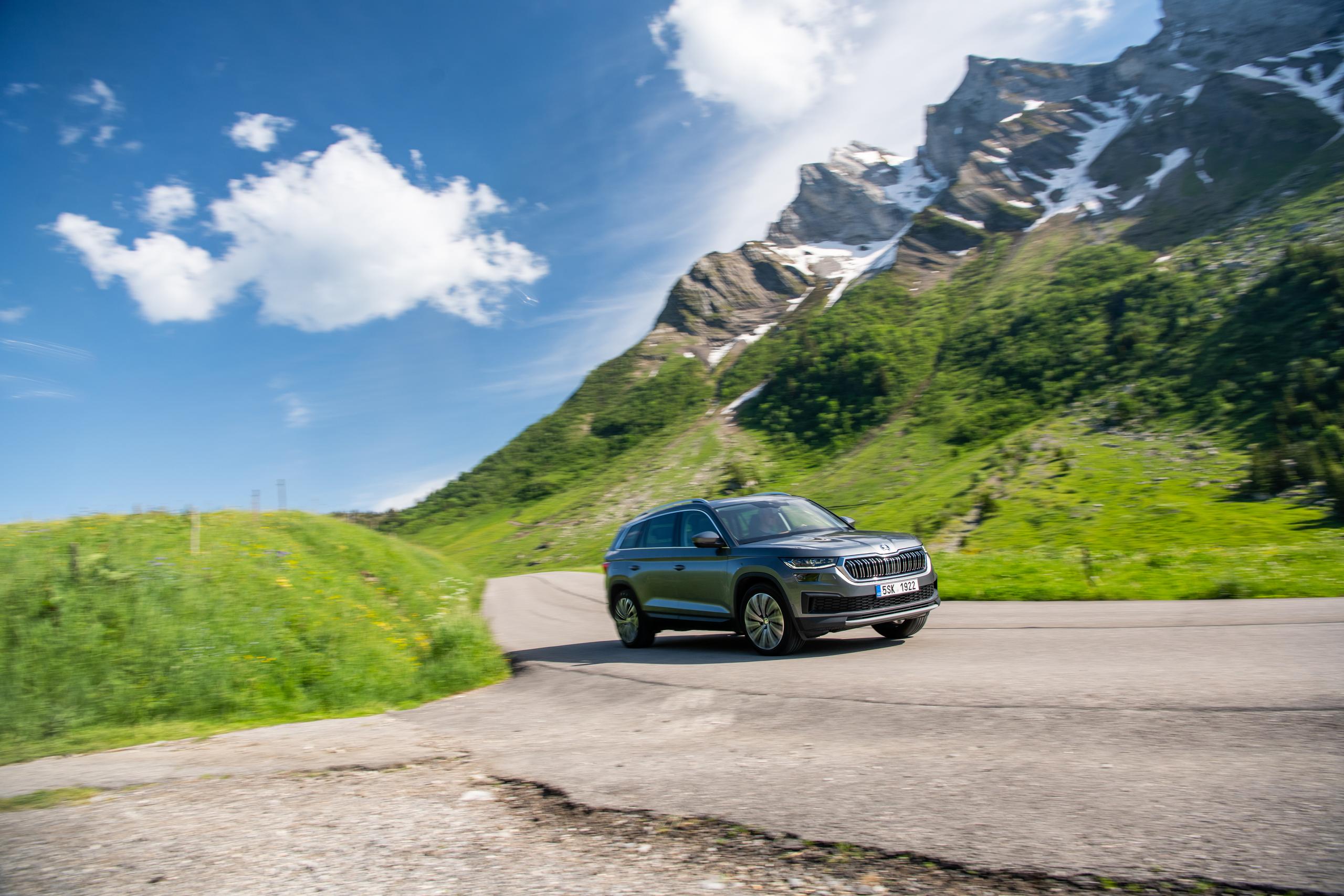 Skoda Kodiaq Silver on the road