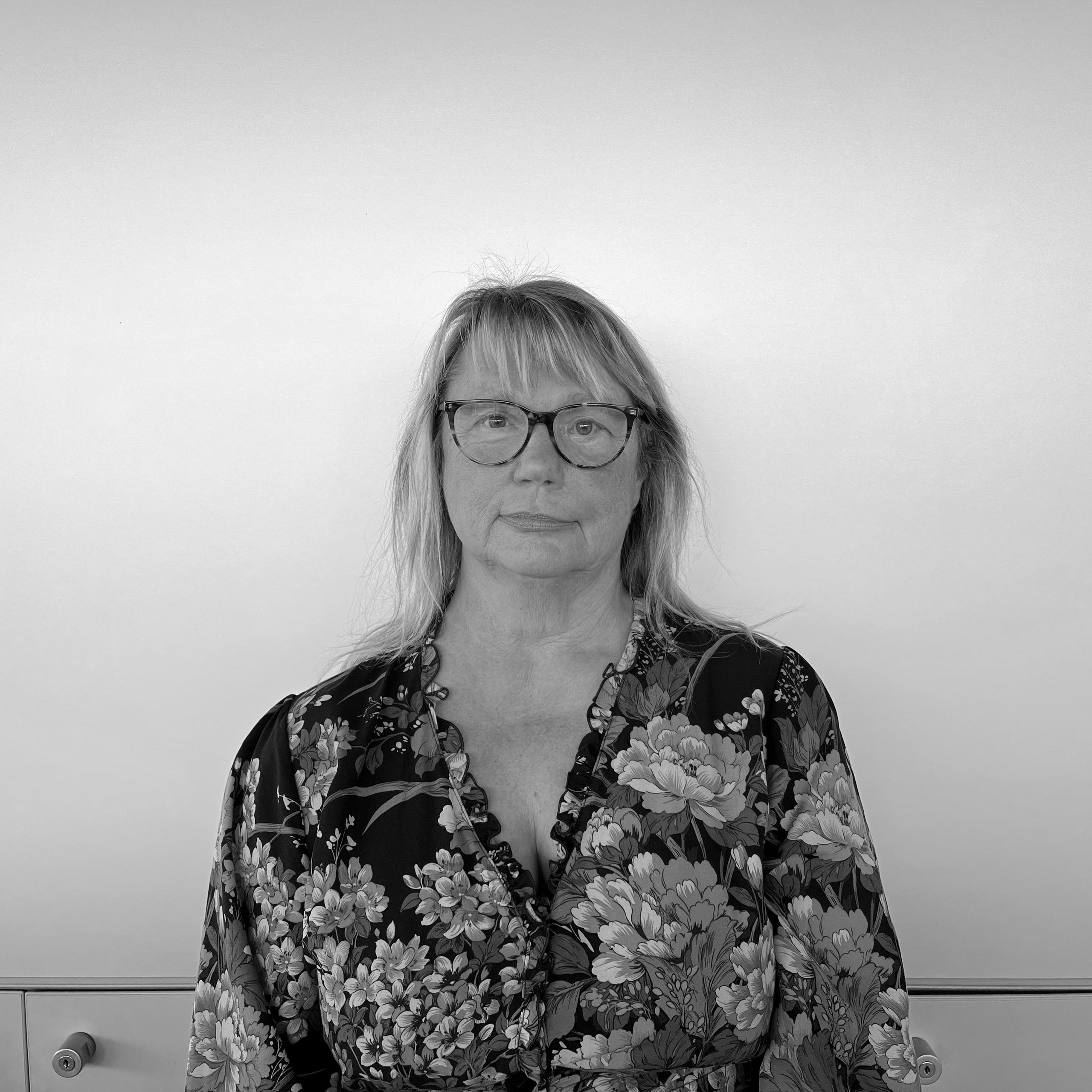 Showroom Receptionist