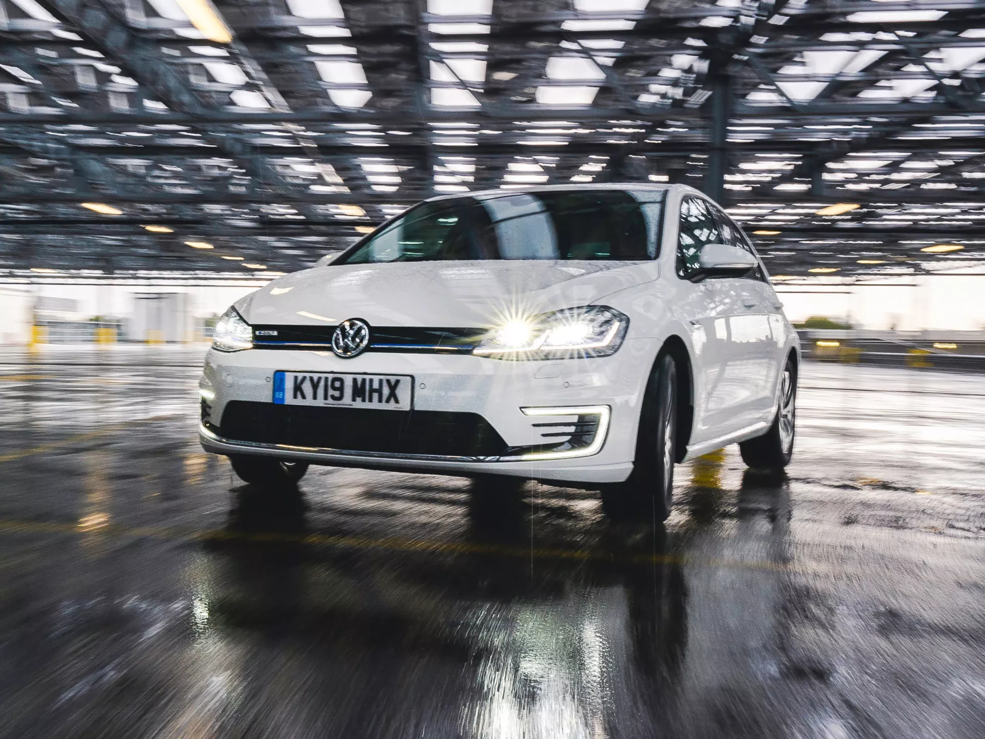 Volkswagen E-Golf Headlights