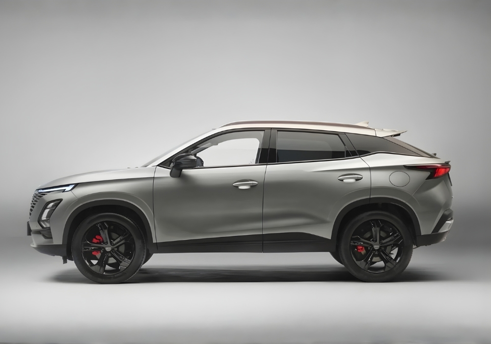 Full side profile of the OMODA 5 showing its coupe-style roofline and sporty stance.