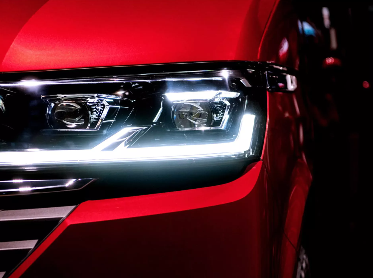 Red New Volkswagen Transporter Shuttle Halogen Headlights