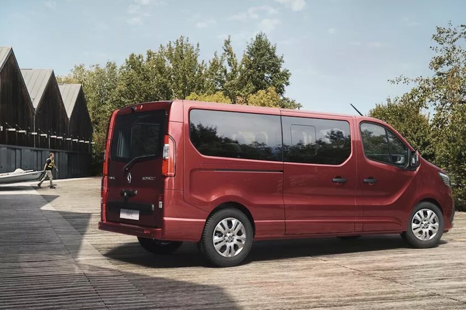 New Renault Trafic Passenger