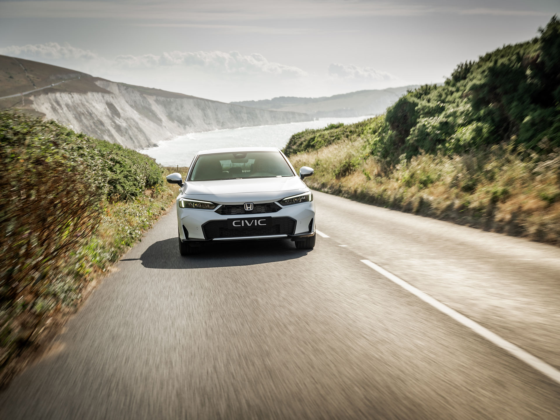2026 Honda Civic Hybrid feature graphic