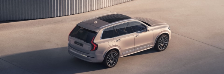 Volvo XC90 Full Rear Side Exterior View