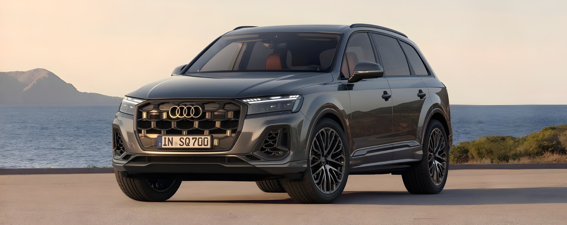SQ7 SUV