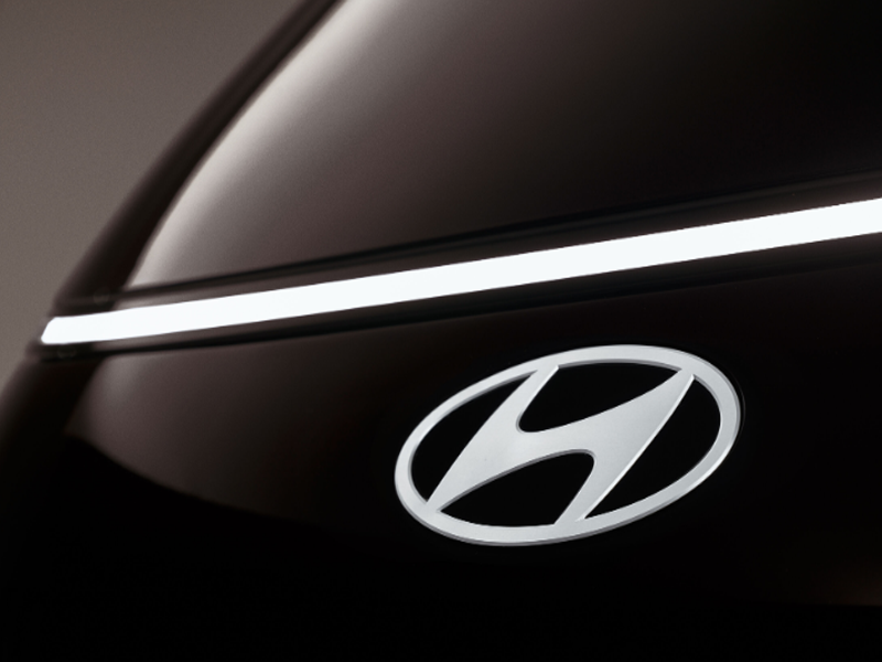 World Premiere: Hyundai presents its biggest EV yet at the Brussels Motor Show