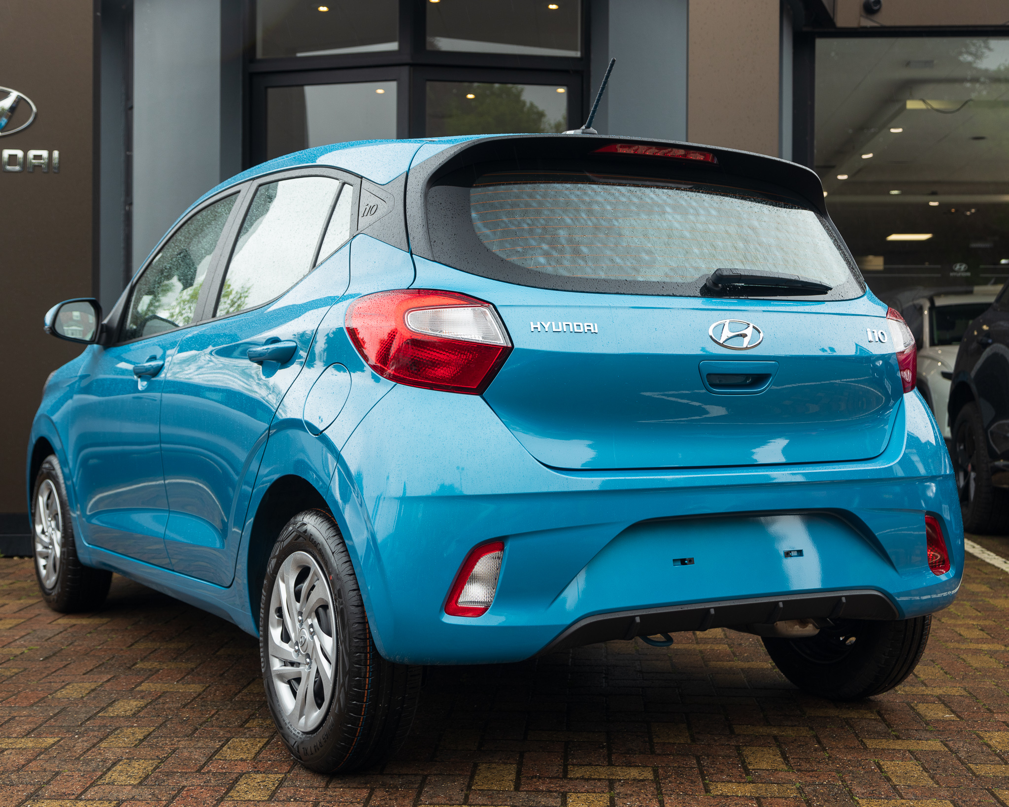 rear of hyundai i10