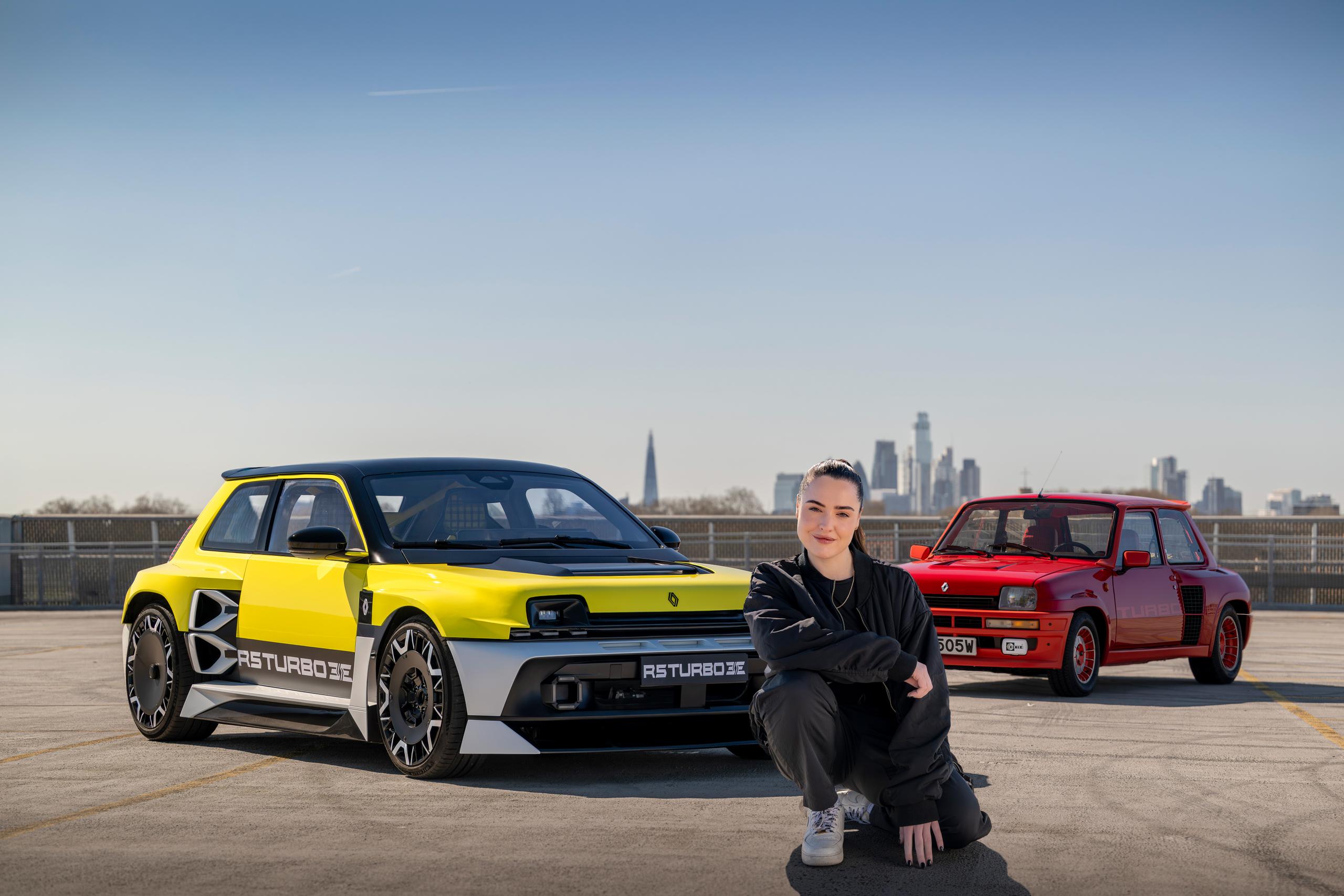 PROFESSIONAL DRIVER AND AUTOMOTIVE INFLUENCER ‘QUEEN B’ BECKY EVANS TO LAY DOWN THE LAP TO BEAT ON THE RENAULT 5 TURBO 3E SIM RACER AT MAISON RENAULT ON OXFORD STREET 