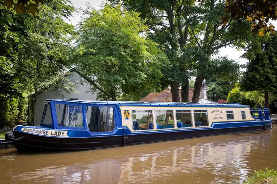 Canalboating with the Lyneal Trust, Shropshire