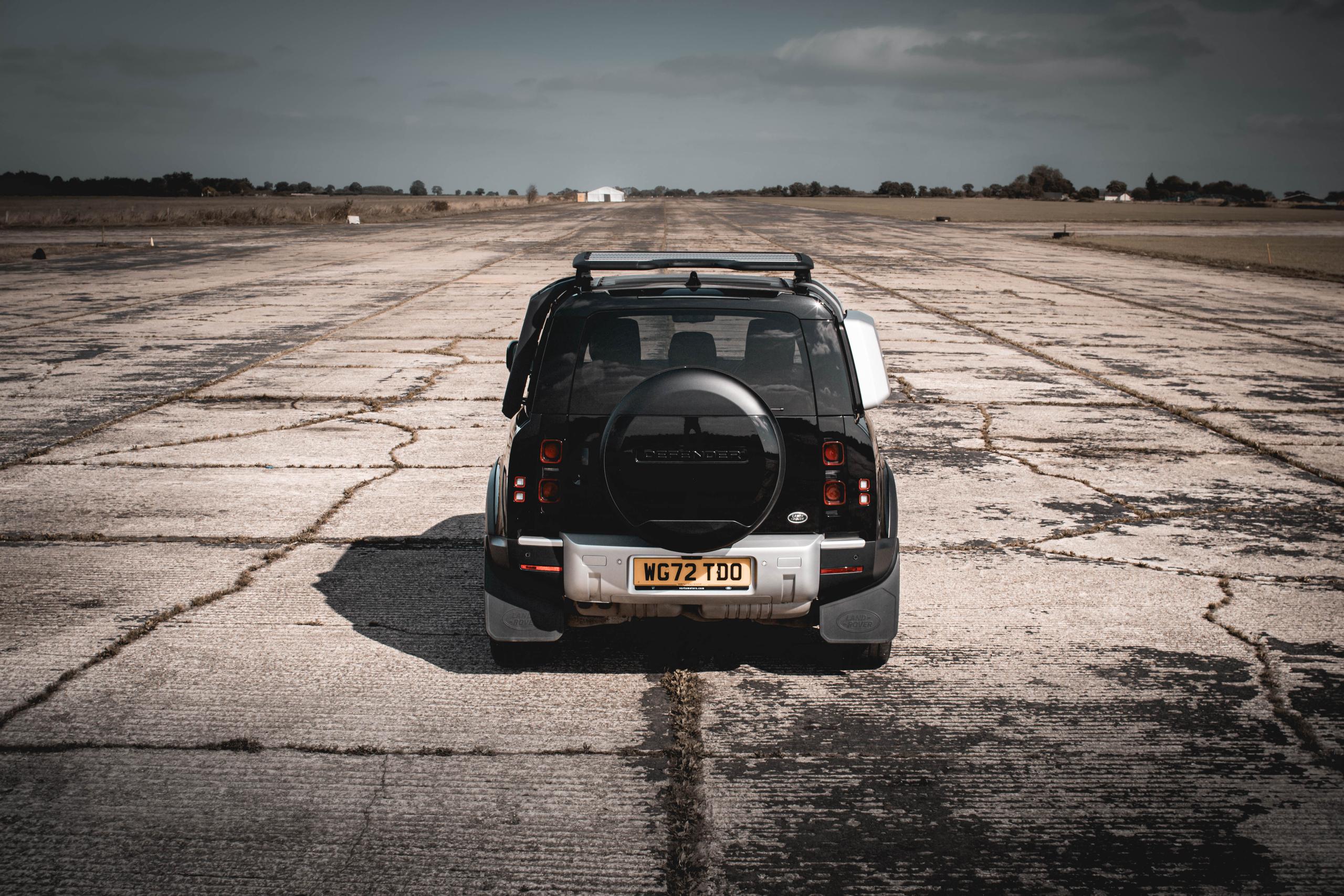 land rover defender 90 rear view