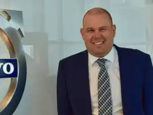 Simon Gibson representing Donald’s dealership team.