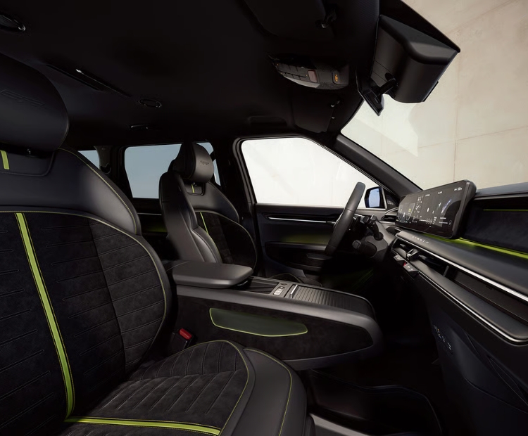 The Kia EV9 GT gallery image 4
